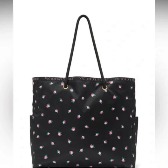 VS REVERSABLE TOTE BAG (STRIPED/ROSES) - Picture 1 of 4